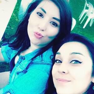 Meet your Posher, Ana